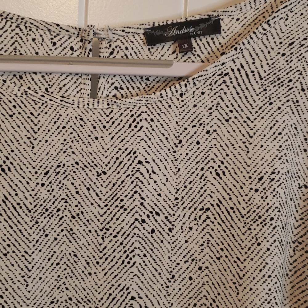 Andree By Unit Flutter Sleeve Blouse 1x - image 3